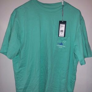Vineyard Vines T-shirt
